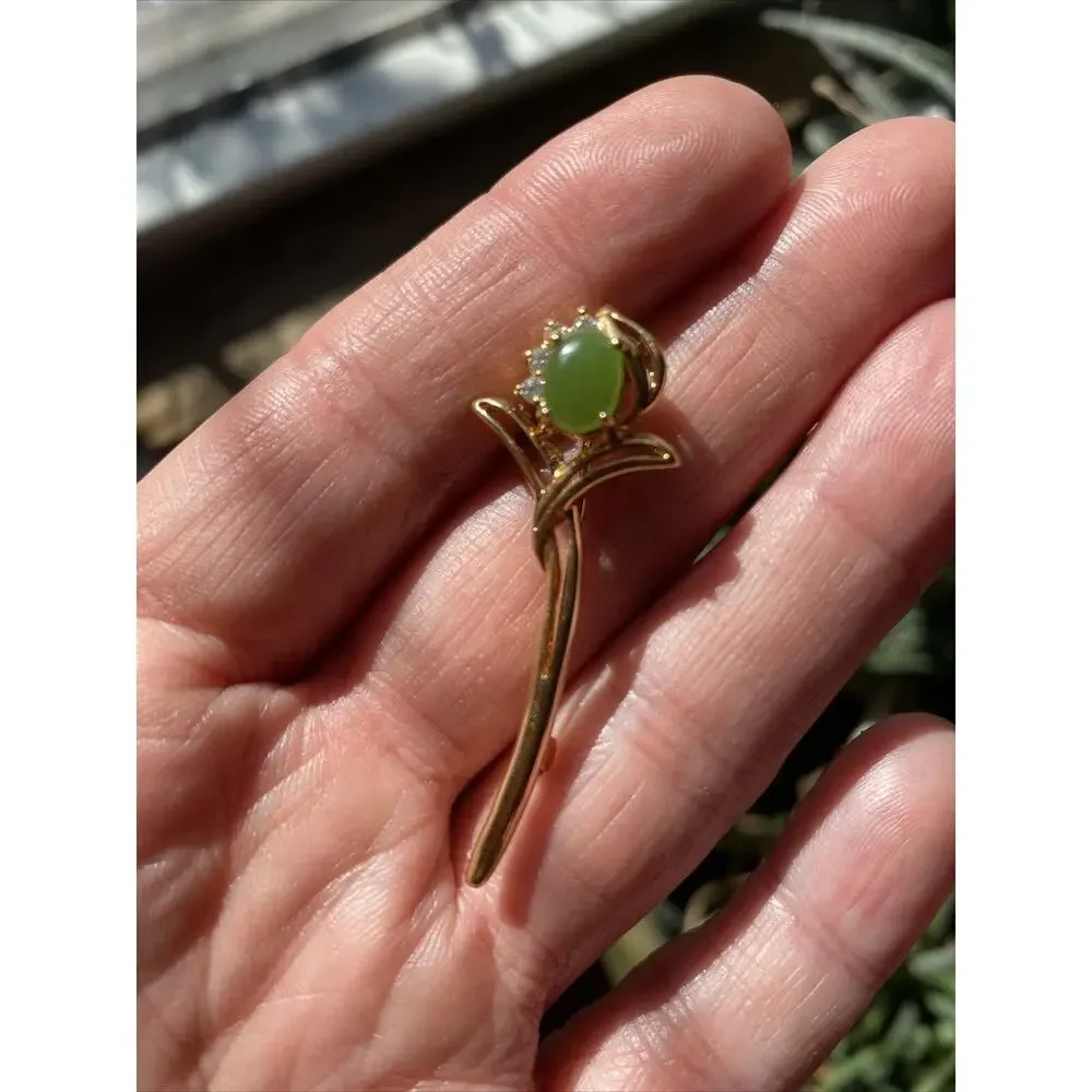 Vintage Gold Tone Pronged Jade Faux Diamonds Brooch Green Flower Pin